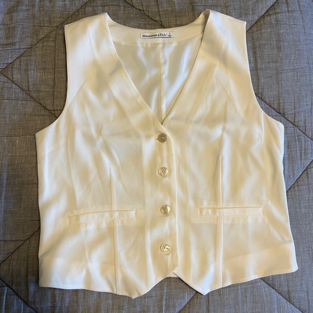 Abercrombie & Fitch Mara Tailored Vest V-Neck Set Top